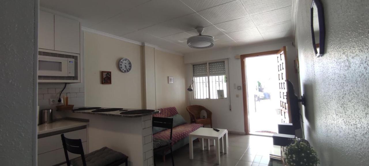 Lucias Lovely Apartment With Lovorka Los Alcazares Exterior photo